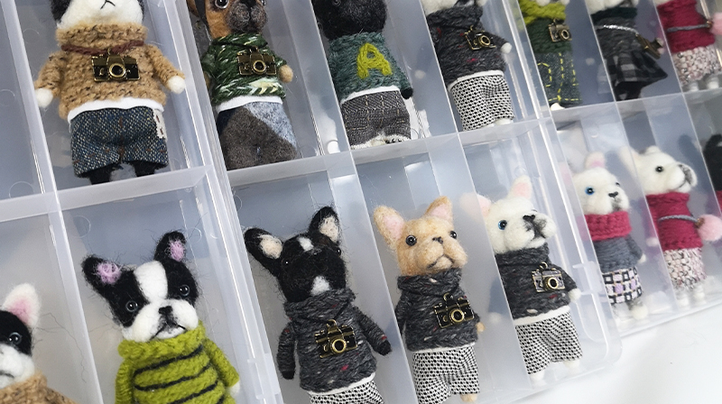 フレンチブルドッグ羊毛フェルトブローチ